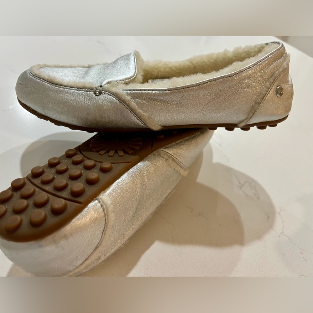 Ugg slippers